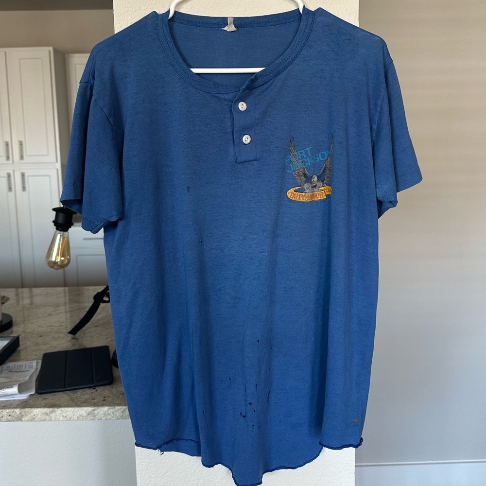 1970s Vintage Fort Jackson “Duty Honor Country” Screaming Eagle Henley Tee